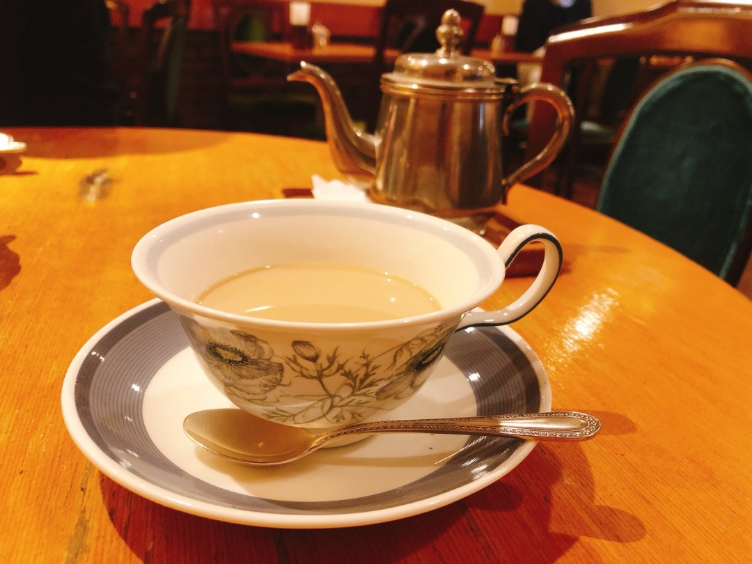 紅茶ミルクティー